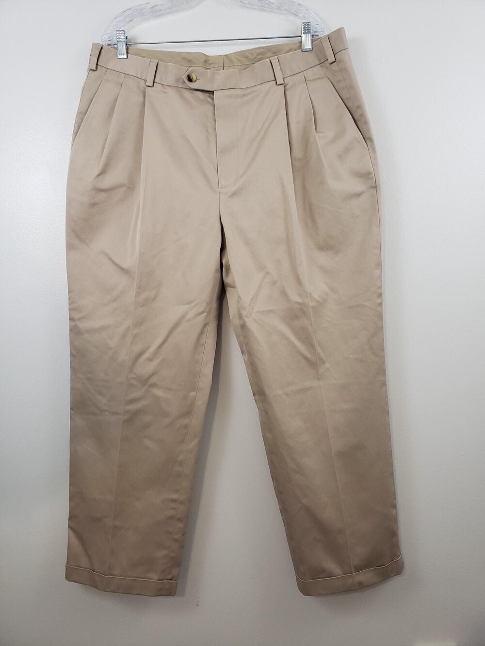 Jos. A. Bank Traveler's Mens Pants Size 40x29 Khaki Chino Pleated Cuff Office